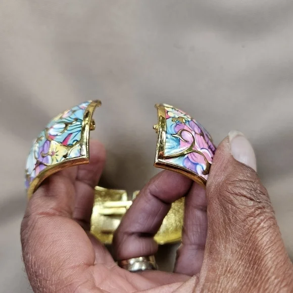 Multi-coloured Pastel Enamel Hinged Bracelet - Picture 2 of 9